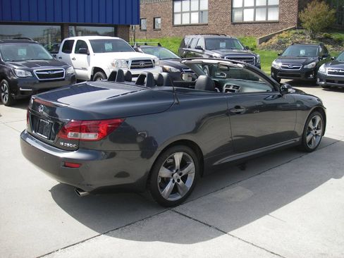 Used 2010 Lexus IS 250C image 5
