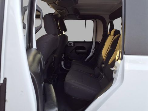 Used 2023 Jeep Gladiator Sport image 23