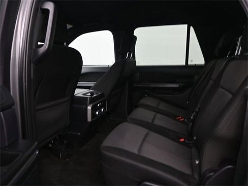Used 2020 Ford Expedition Max XLT image 16