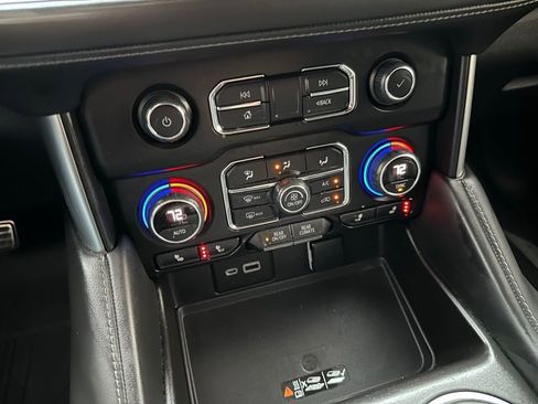 Used 2023 Chevrolet Tahoe Z71 image 26