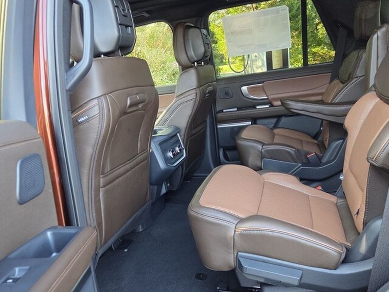 New 2027 Ford Expedition King Ranch AWD/4WD image 9
