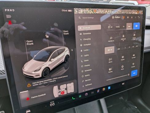 Used 2022 Tesla Model Y Performance image 14