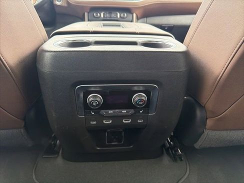 Used 2022 Chevrolet Tahoe High Country AWD/4WD image 21