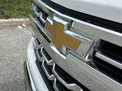 Certified 2024 Chevrolet Silverado 1500 LTZ w/ Z71 Off-Road Package AWD/4WD image 10