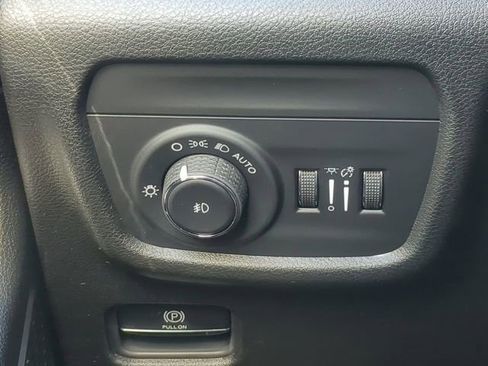 New 2026 Jeep Grand Cherokee L Limited RWD image 30