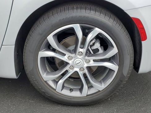 Used 2026 Chrysler Pacifica Pinnacle FWD image 7