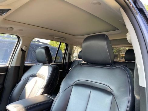 Used 2023 Jeep Grand Cherokee Limited AWD/4WD image 10