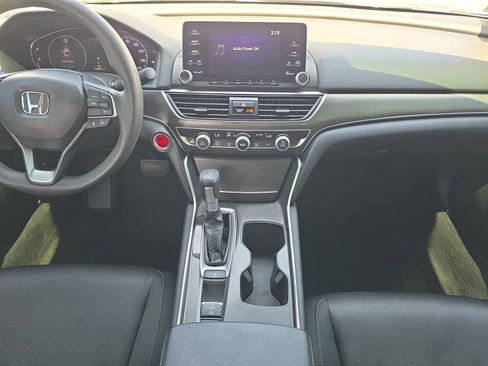 Used 2019 Honda Accord LX image 11