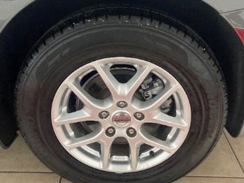 Used 2022 Chrysler Pacifica Touring-L image 31