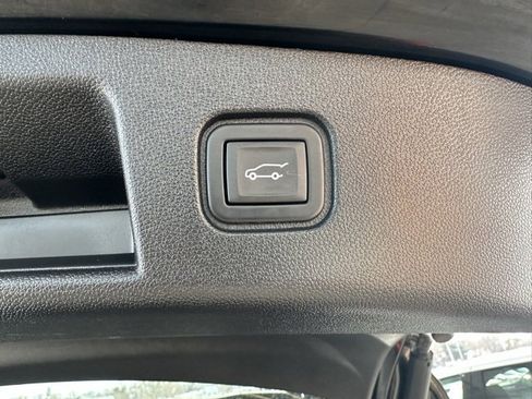 Certified 2024 Chevrolet Blazer EV RS image 22