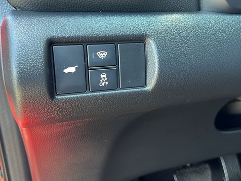 Used 2025 Honda Pilot Elite image 29