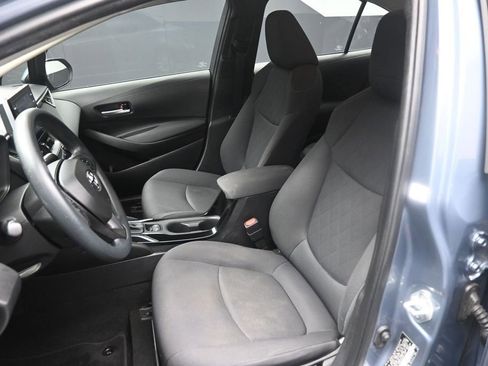 Used 2021 Toyota Corolla LE w/ LE Convenience Package FWD image 18