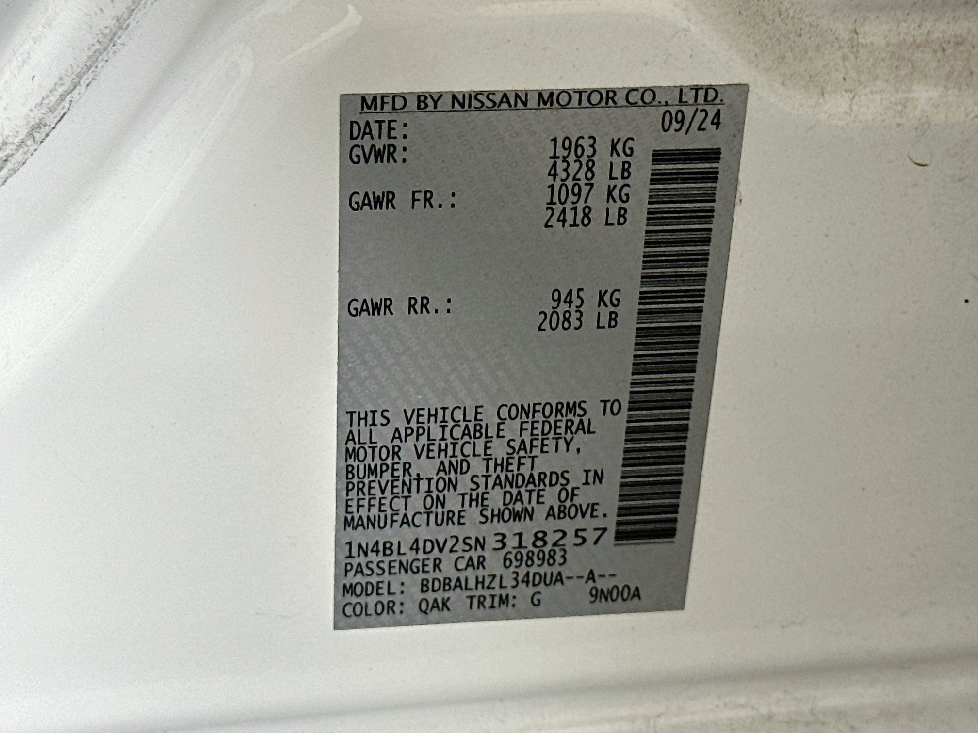 Used 2025 Nissan Altima 2.5 SV FWD image 12