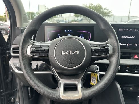 Certified 2024 Kia Sportage LX AWD/4WD image 11