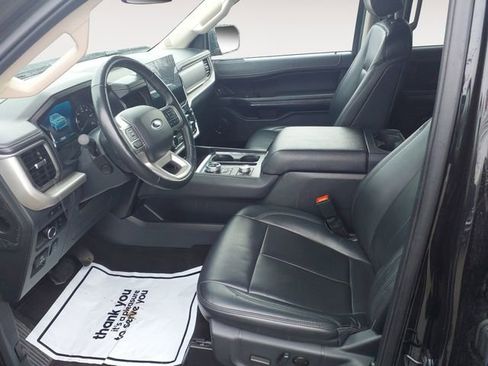 Certified 2024 Ford Expedition XLT image 15