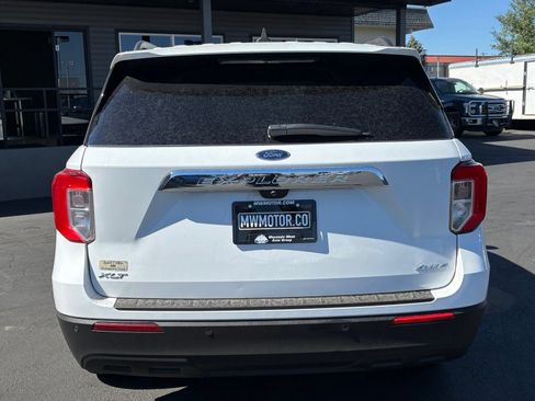 Used 2021 Ford Explorer XLT AWD/4WD image 4