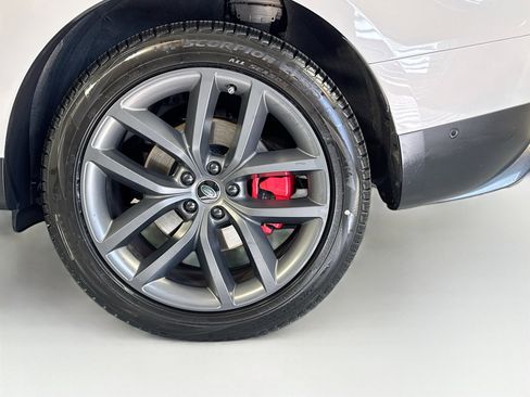 Used 2024 Land Rover Range Rover Sport SE image 30