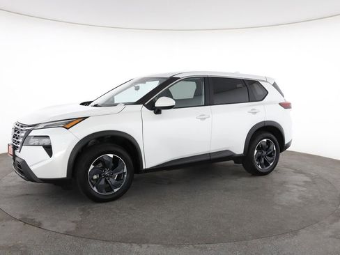 Used 2025 Nissan Rogue SV AWD/4WD image 6