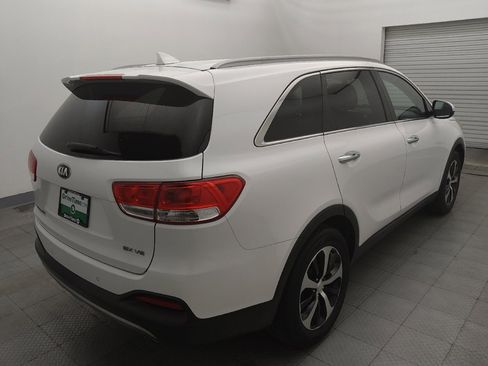 Used 2016 Kia Sorento EX FWD image 9