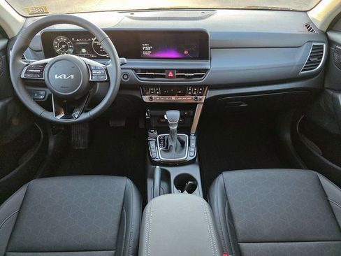 New 2026 Kia Seltos EX AWD/4WD image 23