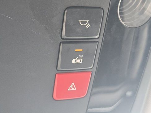 Used 2024 Kia Carnival SX FWD image 7