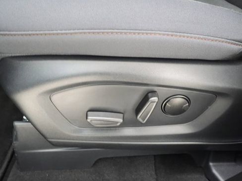 Used 2025 Ford Explorer Active image 9