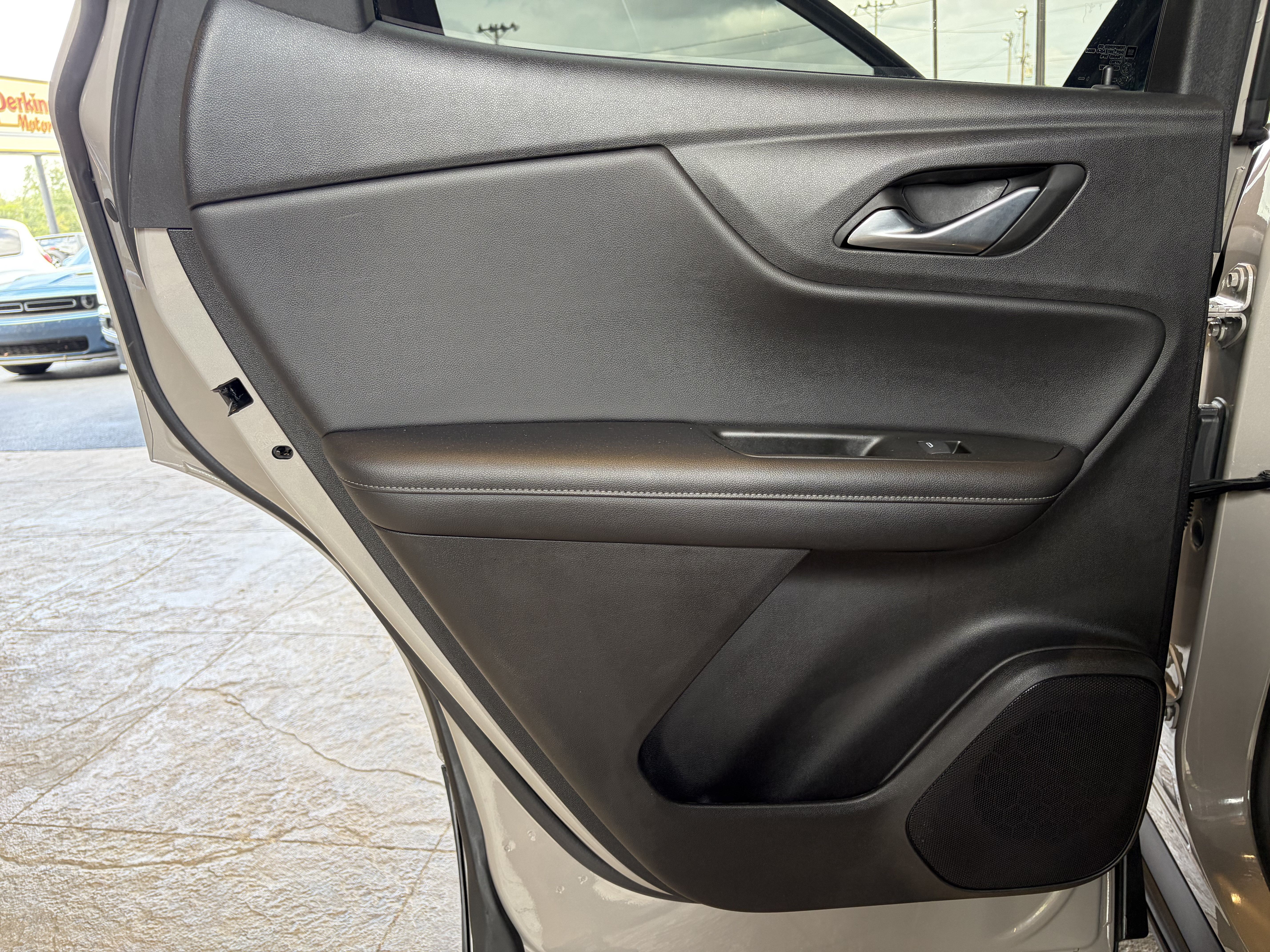 Used 2021 Chevrolet Blazer LT FWD image 21