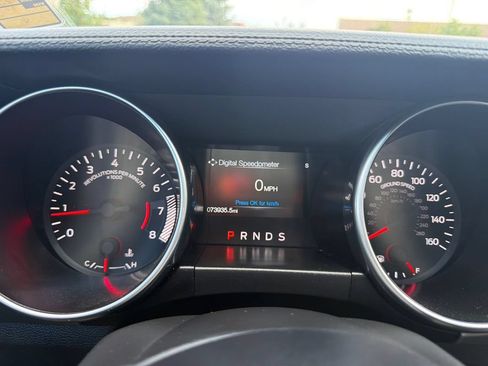 Used 2020 Ford Mustang Premium RWD image 21