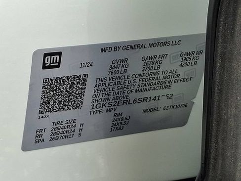 Used 2025 GMC Yukon Denali Ultimate AWD/4WD image 30