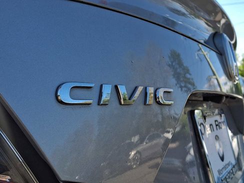 Used 2018 Honda Civic EX image 29