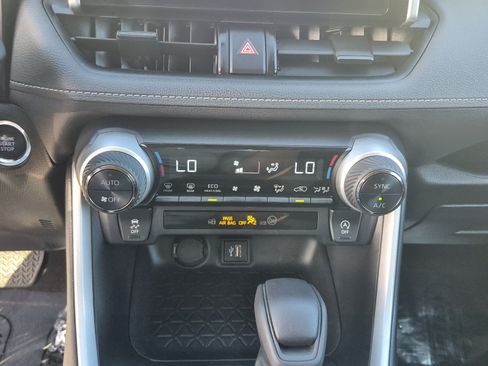Used 2023 Toyota RAV4 XLE FWD image 24