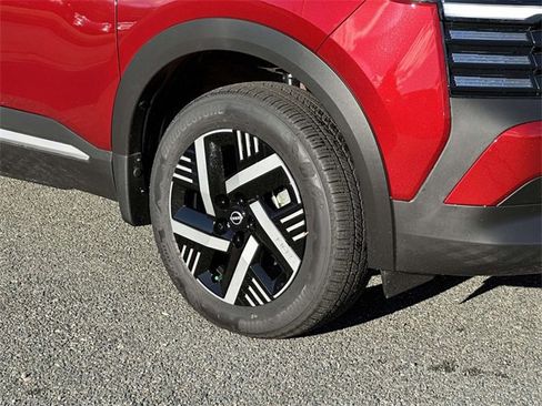 New 2026 Nissan Kicks SV w/ SV Premium Package image 7