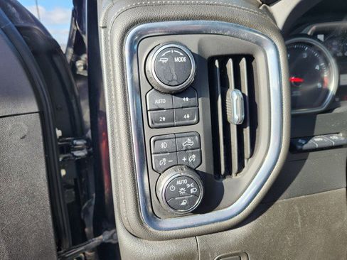 Used 2022 Chevrolet Silverado 3500 High Country w/ Z71 Off-Road Package image 38