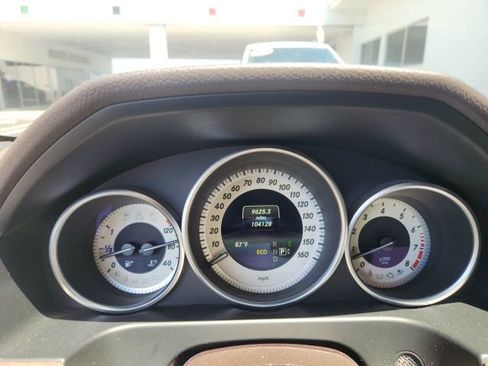 Used 2014 Mercedes-Benz E 350 Sedan image 10