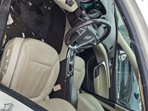 Used 2012 Buick Regal Leather image 9