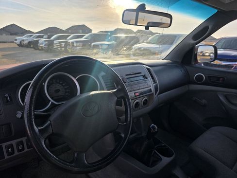 Used 2009 Toyota Tacoma 4x4 Regular Cab image 10