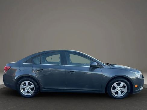 Used 2013 Chevrolet Cruze LT w/ All-Star Edition image 4