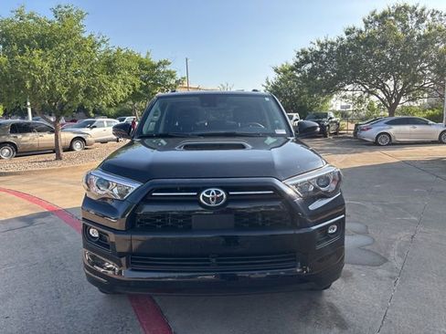 Used 2024 Toyota 4Runner TRD Sport w/ Technology Package AWD/4WD image 2