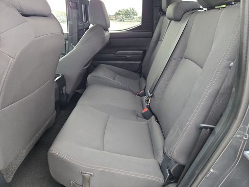 Used 2025 Toyota Tacoma SR5 AWD/4WD image 27
