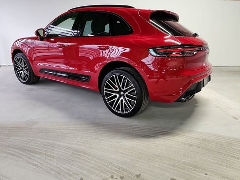 New 2026 Porsche Macan S image 3