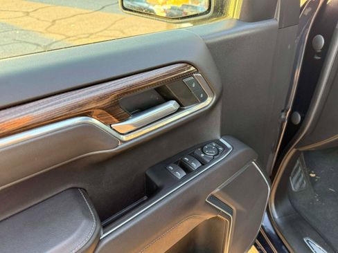 Used 2023 Chevrolet Silverado 1500 LT image 13