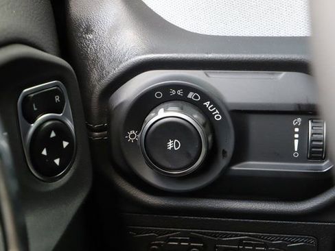 New 2024 Jeep Wrangler Sahara w/ Technology Group image 38