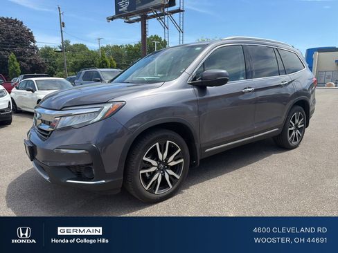 Used 2020 Honda Pilot Touring image 1