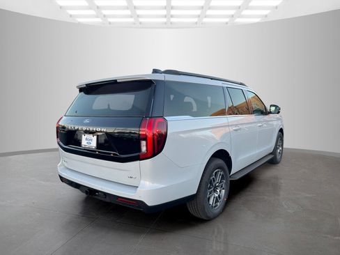 New 2025 Ford Expedition Max Active image 4