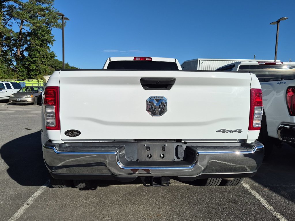 Used 2020 RAM 3500 Tradesman w/ Chrome Appearance Group AWD/4WD image 8