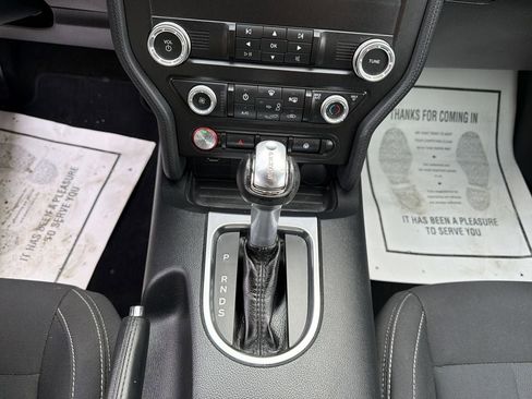 Used 2019 Ford Mustang EcoBoost image 21