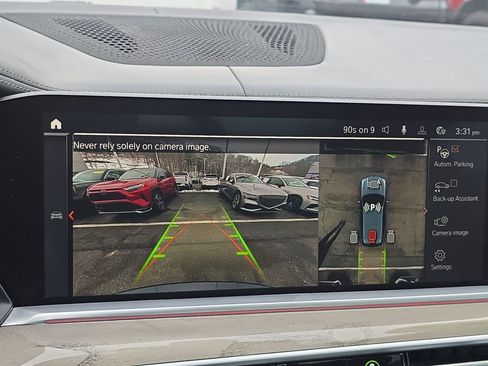 Used 2022 BMW X5 M50i w/ Executive Package image 17