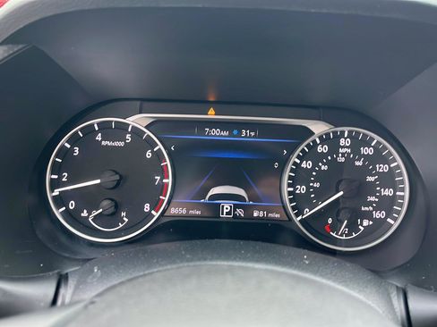 Used 2025 Nissan Sentra SV image 16