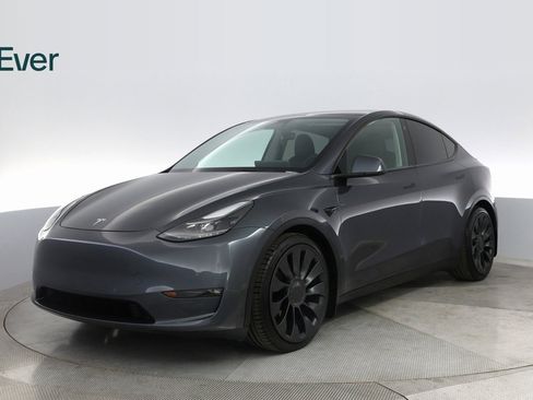Used 2021 Tesla Model Y Performance image 2