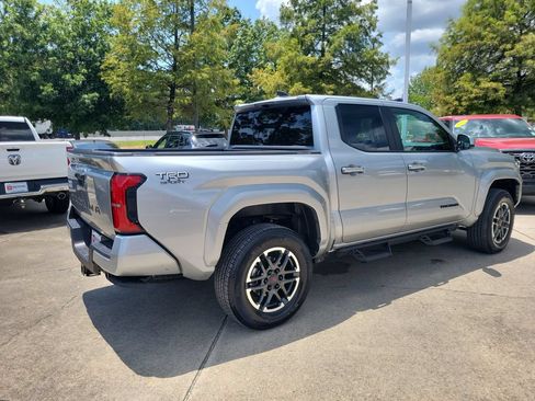 Used 2026 Toyota Tacoma TRD Sport RWD image 7